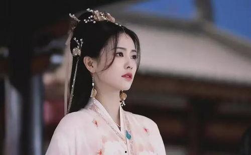 娱乐圈白鹿吃瓜视频大全,揭秘明星幕后趣闻 第1张 娱乐圈白鹿吃瓜视频大全,揭秘明星幕后趣闻 第1张